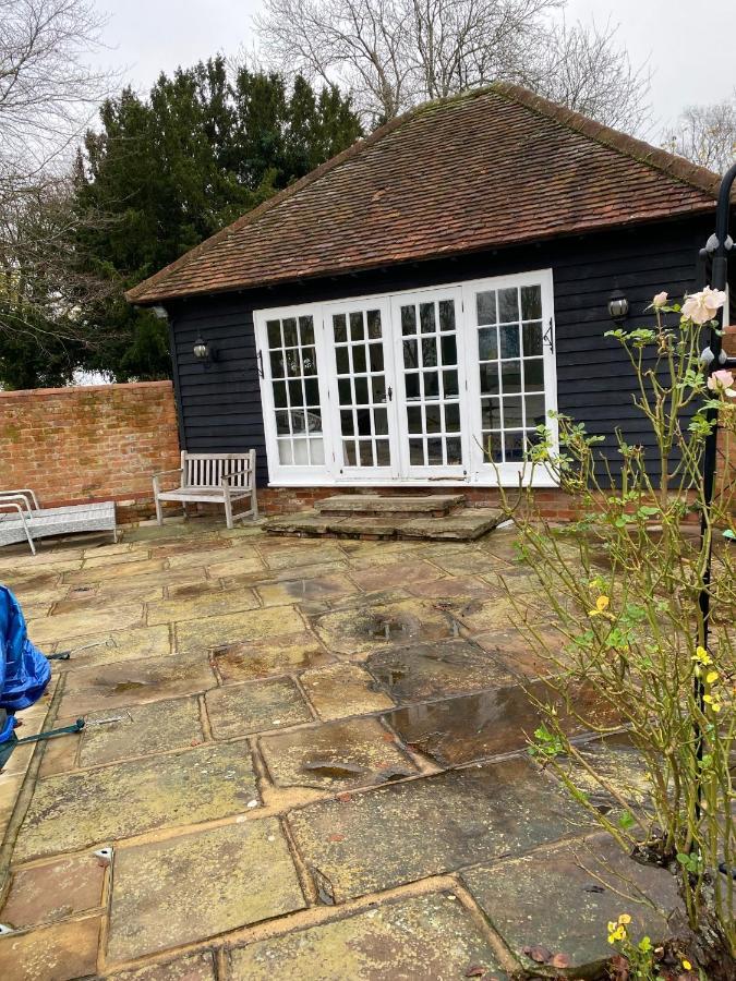 グレート・ハーリングベリー Retreats At Stansted Manorヴィラ エクステリア 写真